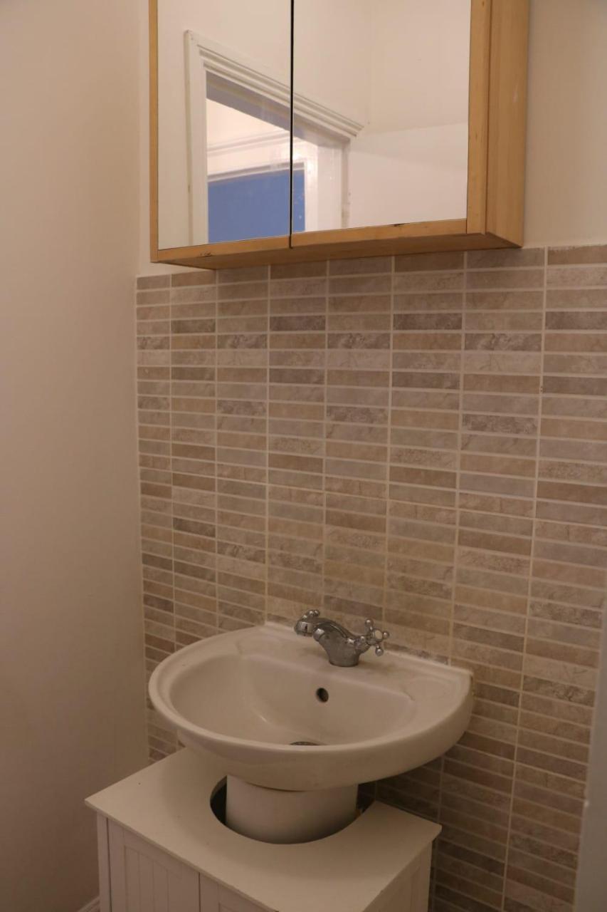 Victoria Style Flat Near Victoria Station Apartman London Kültér fotó