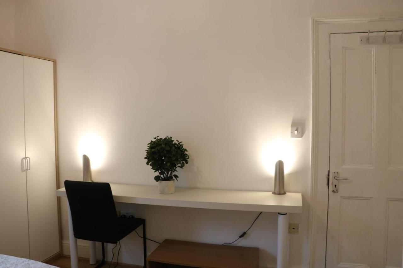 Victoria Style Flat Near Victoria Station Apartman London Kültér fotó